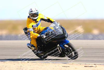 media/Feb-12-2022-SoCal Trackdays (Sat) [[3b21b94a56]]/Turn 11 Inside (155pm)/